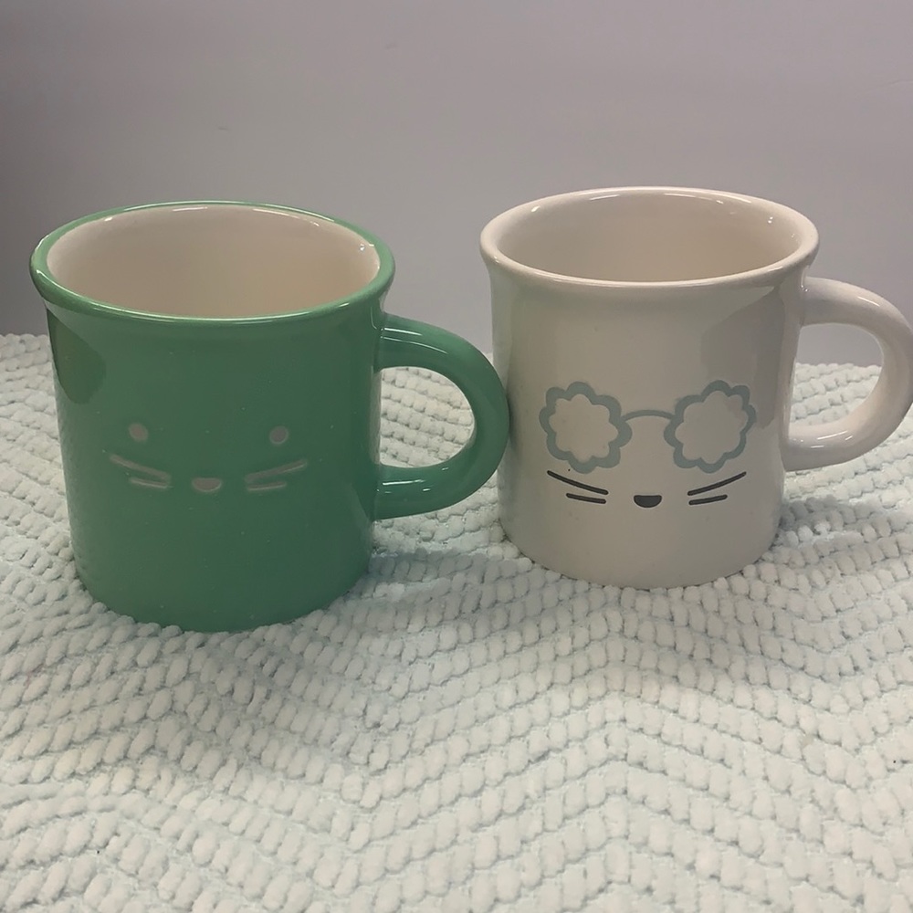Set of 2 kitty cat kitten HUGE oversized coffee mugs so cute!!